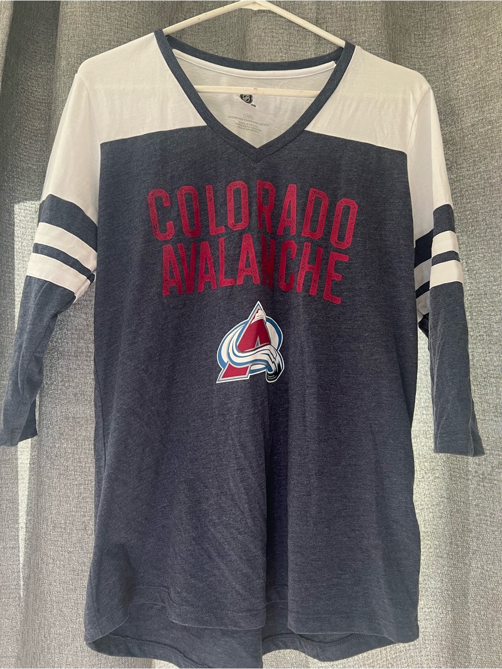 NHL Colorado Avalanche Navy and White 3/4 Sleeve Tee